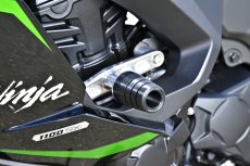 画像2: STRIKER　ガードスライダー　Kawasaki `25 Ninja1100SX/SE、Ninja1000SX　選べる3種類！ (2)