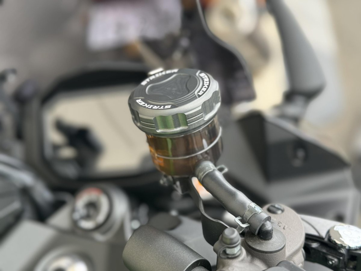 画像8: STRIKER　アルミビレットリザーバータンクキャップ　NISSINφ59　選べる4色！ (8)