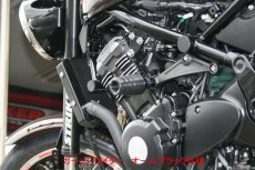 画像5: STRIKER ガードスライダー KAWASAKI Z900RS/CAFE (5)