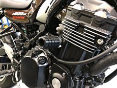 画像3: STRIKER ガードスライダー KAWASAKI Z900RS/CAFE (3)