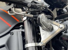 画像2: STRIKER　アルミビレットヘッドライトステー　KAWASAKI　Z900RS (2)