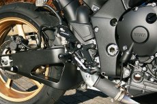 画像3: STRIKER SPECIAL STEP KIT 6ポジション　YAMAHA YZF-R1 09~14 (3)