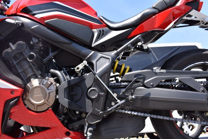 STRIKER SPECIAL STEP KIT 4ポジション HONDA CBR650R / CB650R - ストライカーオンラインショップ